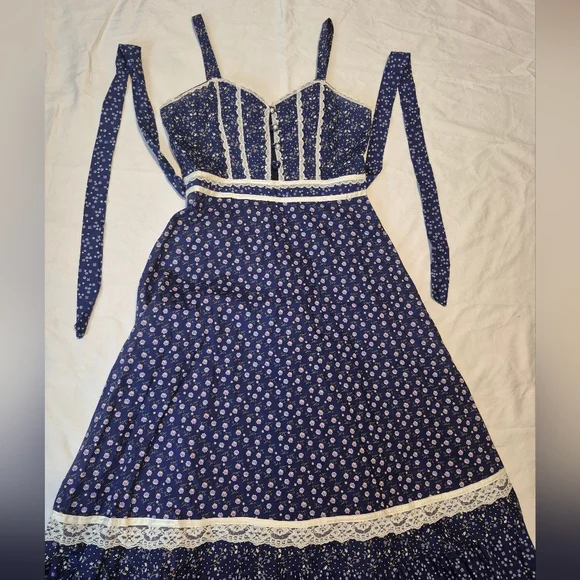 Vintage Gunne Sax Prairie Sundress - Picture 3 of 10